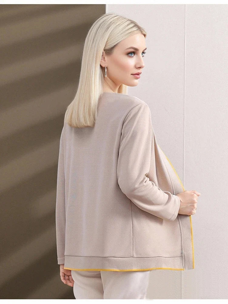 Damesæt med åben cardigan og mønstret top, beige