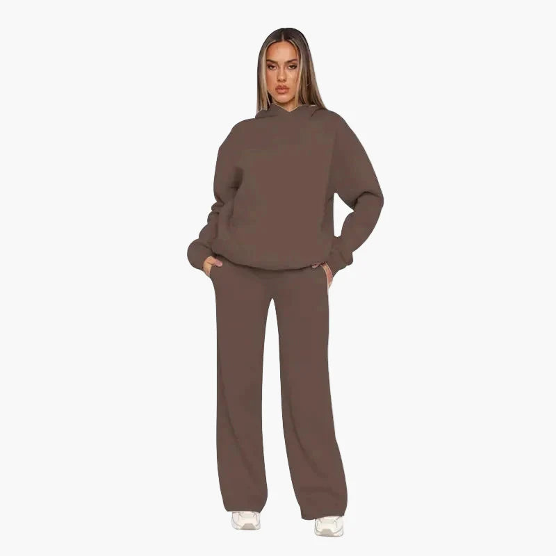 Completo casual donna con cappuccio stile lounge per tutti i giorni e viaggi