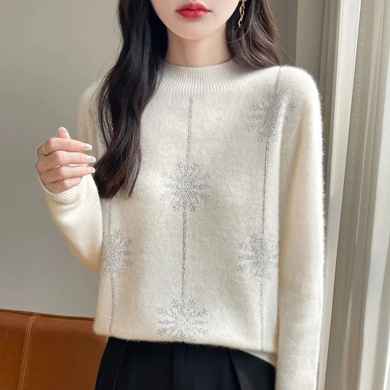 Pull femme col montant rouge à motifs flocons strass manches longues
