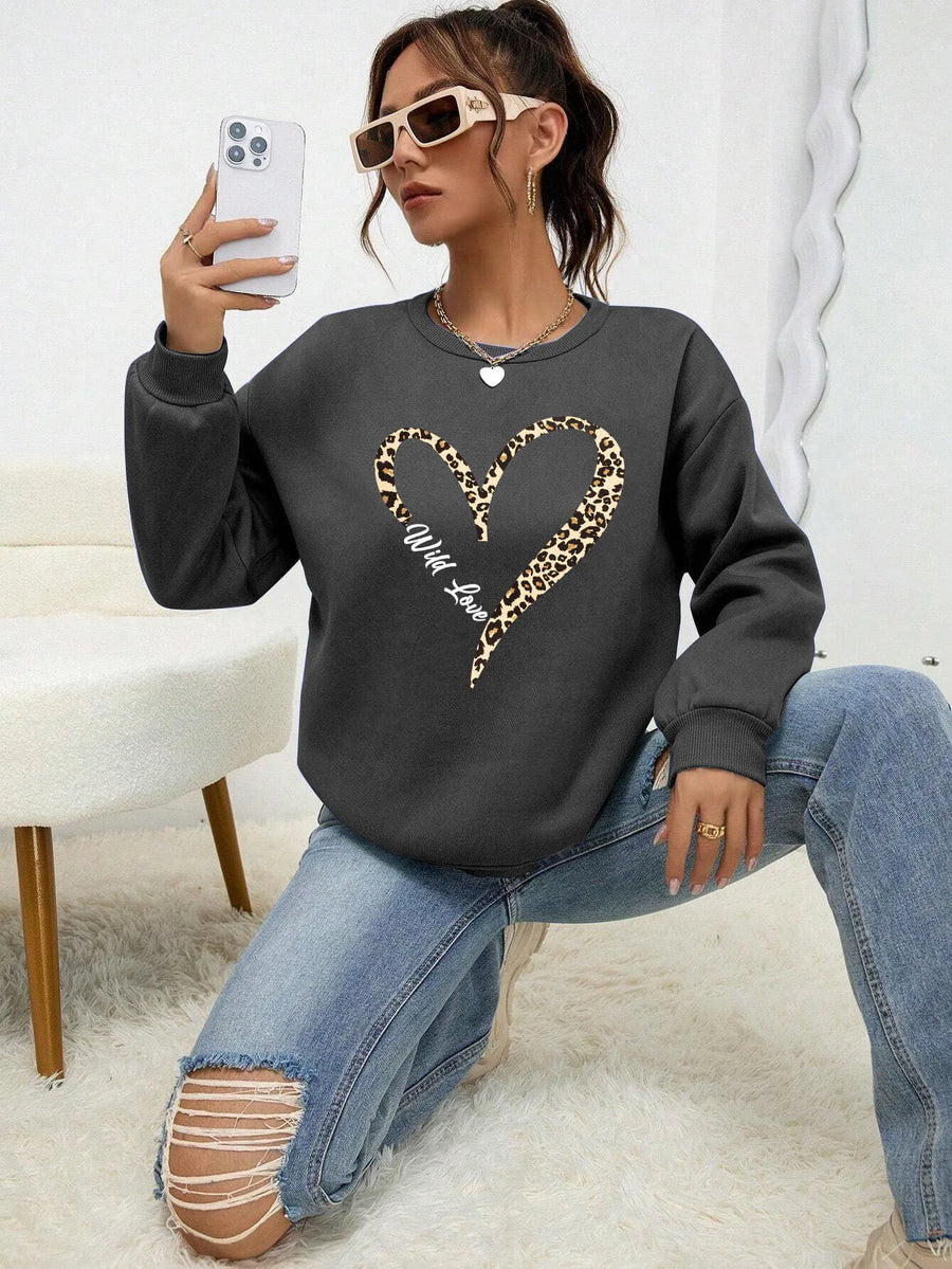 Women's Leopard Heart Crew-Neck Sweatshirt with Long Sleeves