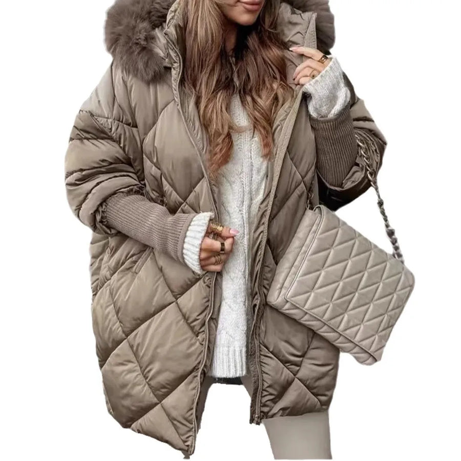Doudoune matelassée longue pour femme avec capuche fourrure synthétique amovible
