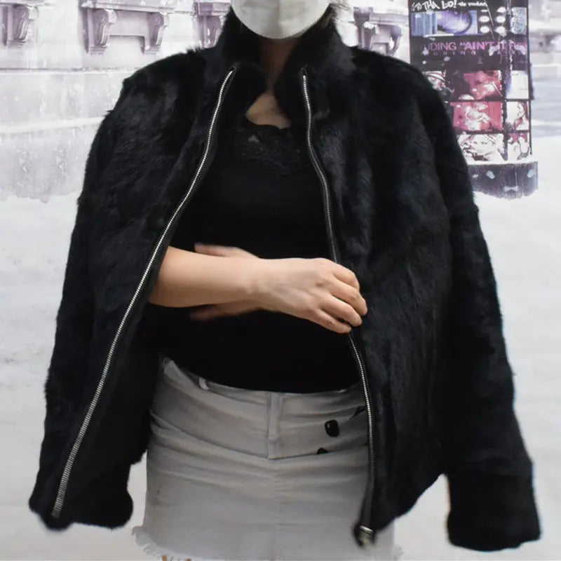 Veste courte femme en fourrure synthétique élégante, col montant, manches longues