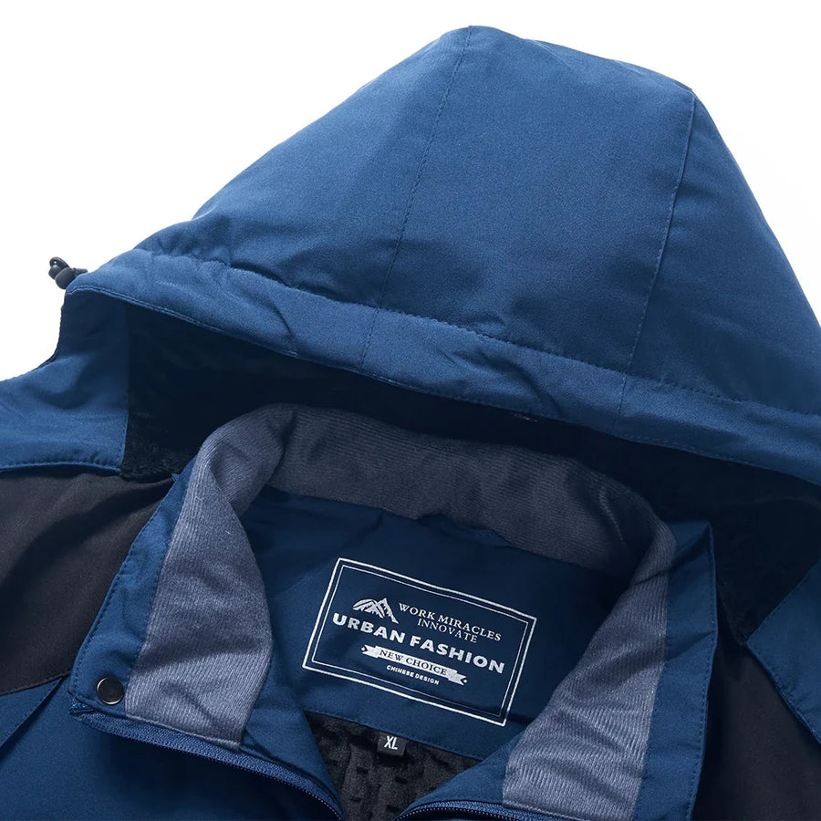 Herren-Kapuzenjacke mit Fleecefutter in Marineblau und Schwarz für den Outdoor-Bereich