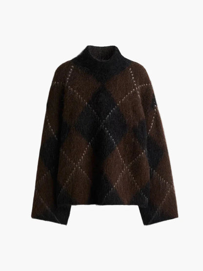 Oversized diamond pattern pullover for women, casual and trendy style, ideal for autumn and winter