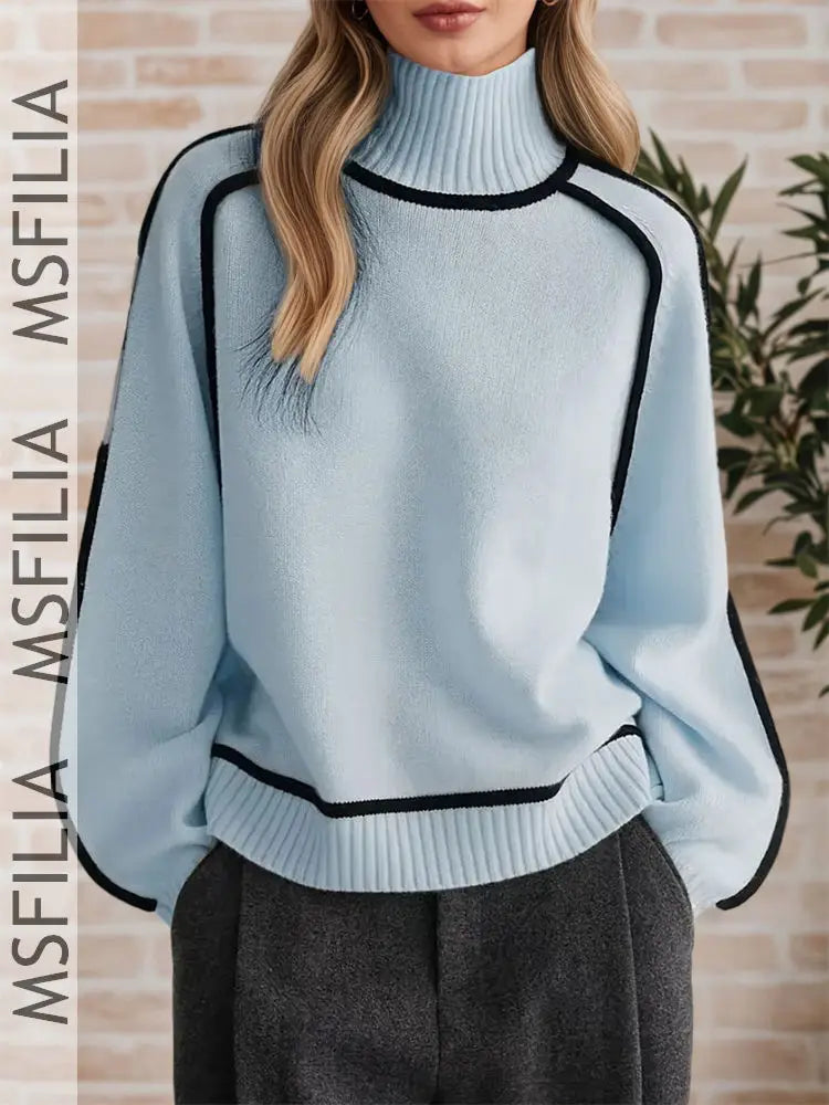 Pull Col Roulé Femme Beige avec Bordures Contrastées Noires, Manches Longues