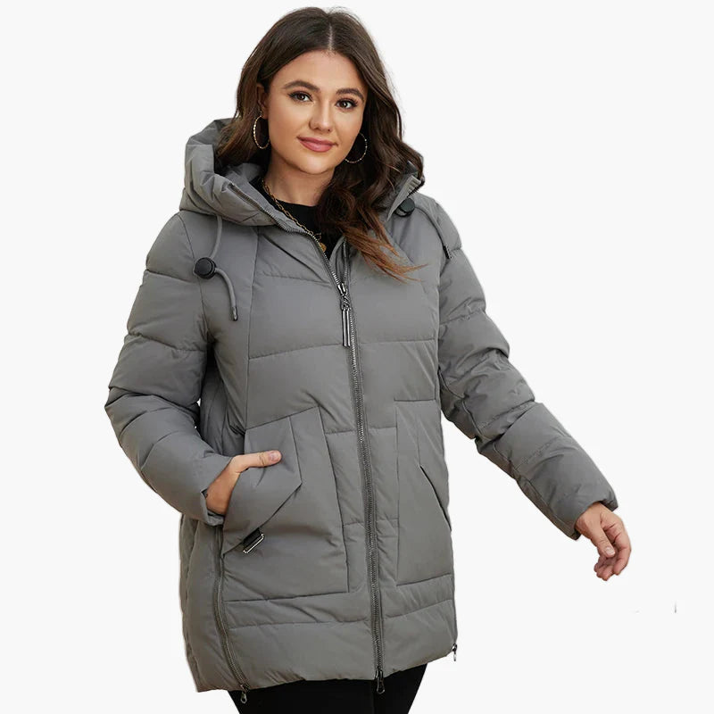Cappotto invernale trapuntato con cappuccio da donna, stile moderno e comfort quotidiano