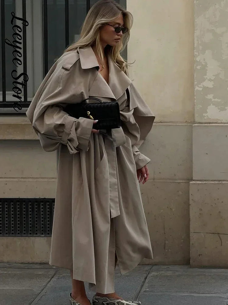 Lässiger mittellanger, taillierter Damen-Trenchcoat mit weitem Schnitt