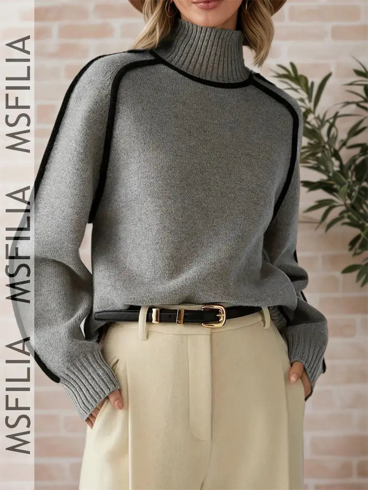 Pull Col Roulé Femme Beige avec Bordures Contrastées Noires, Manches Longues