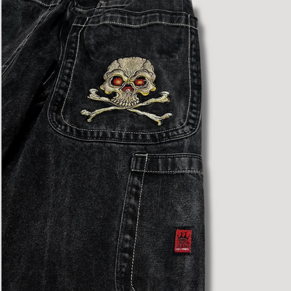Jean homme à jambe large avec broderie tête de mort pour l'été