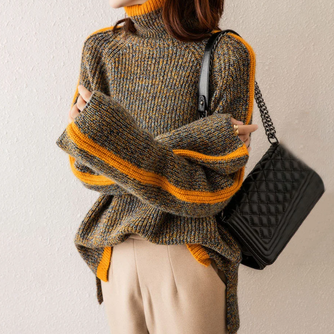 Maglione Invernale Stile Casual da Donna - Collo Alto Ampio ed Elegante