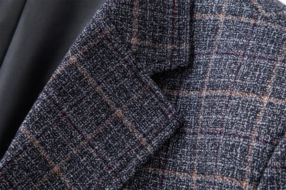 Avslappnad herrblazer med rutig mönster – Elegant stil för affärer och vardag