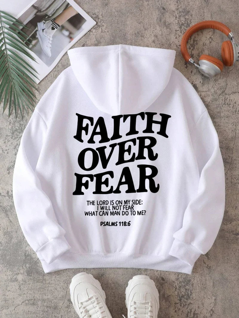 Felpa con cappuccio unisex a tinta unita con stampa "Faith Over Fear"
