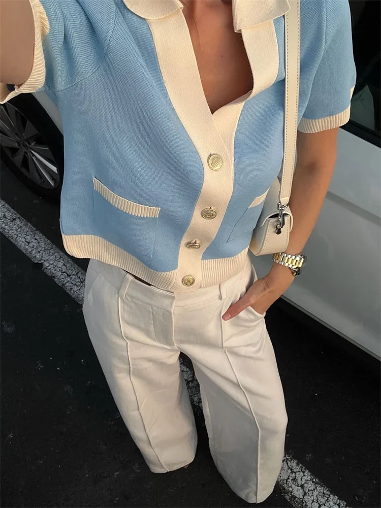 Cardigan corto da donna lavorato a maglia, azzurro cielo, maniche corte, colletto color crema