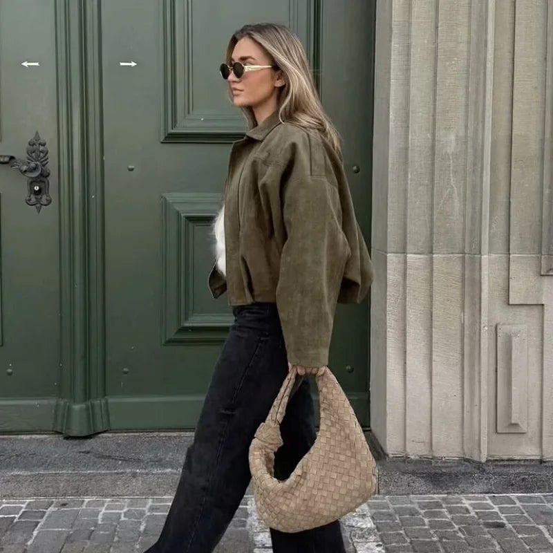 Veste courte style aviateur femme kaki col classique manches longues