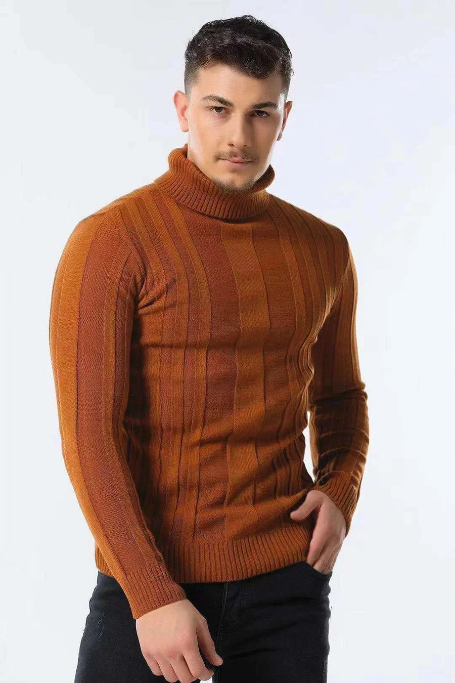 Maglione da uomo a collo alto a coste, vestibilità aderente, disponibile in diversi colori