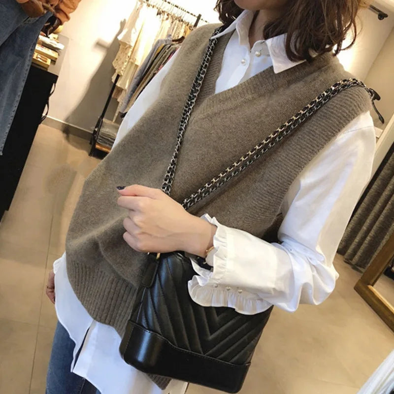 Damesgilet zonder mouwen van effen gebreide stof met V-hals, casual stijl