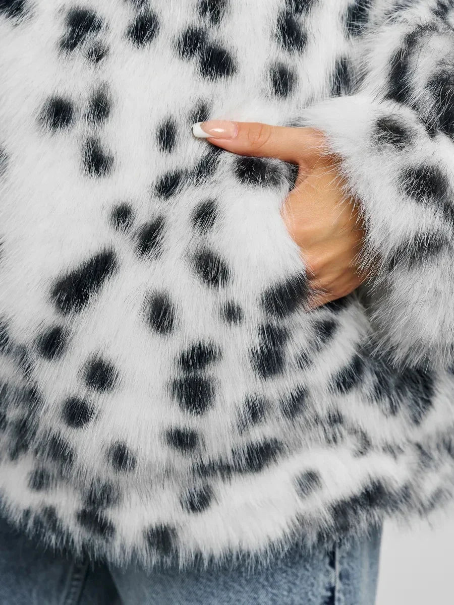 Manteau à capuche motif léopard noir et blanc en fausse fourrure pour femme