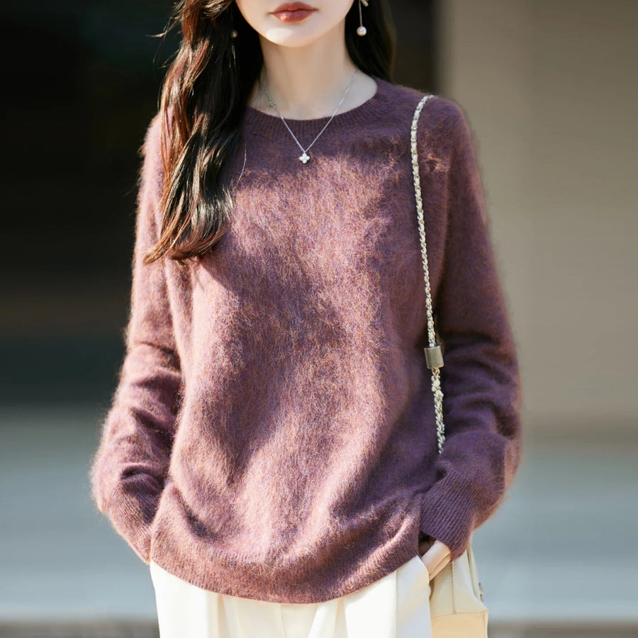 Women's cozy lightweight pale yellow crew-neck sweater