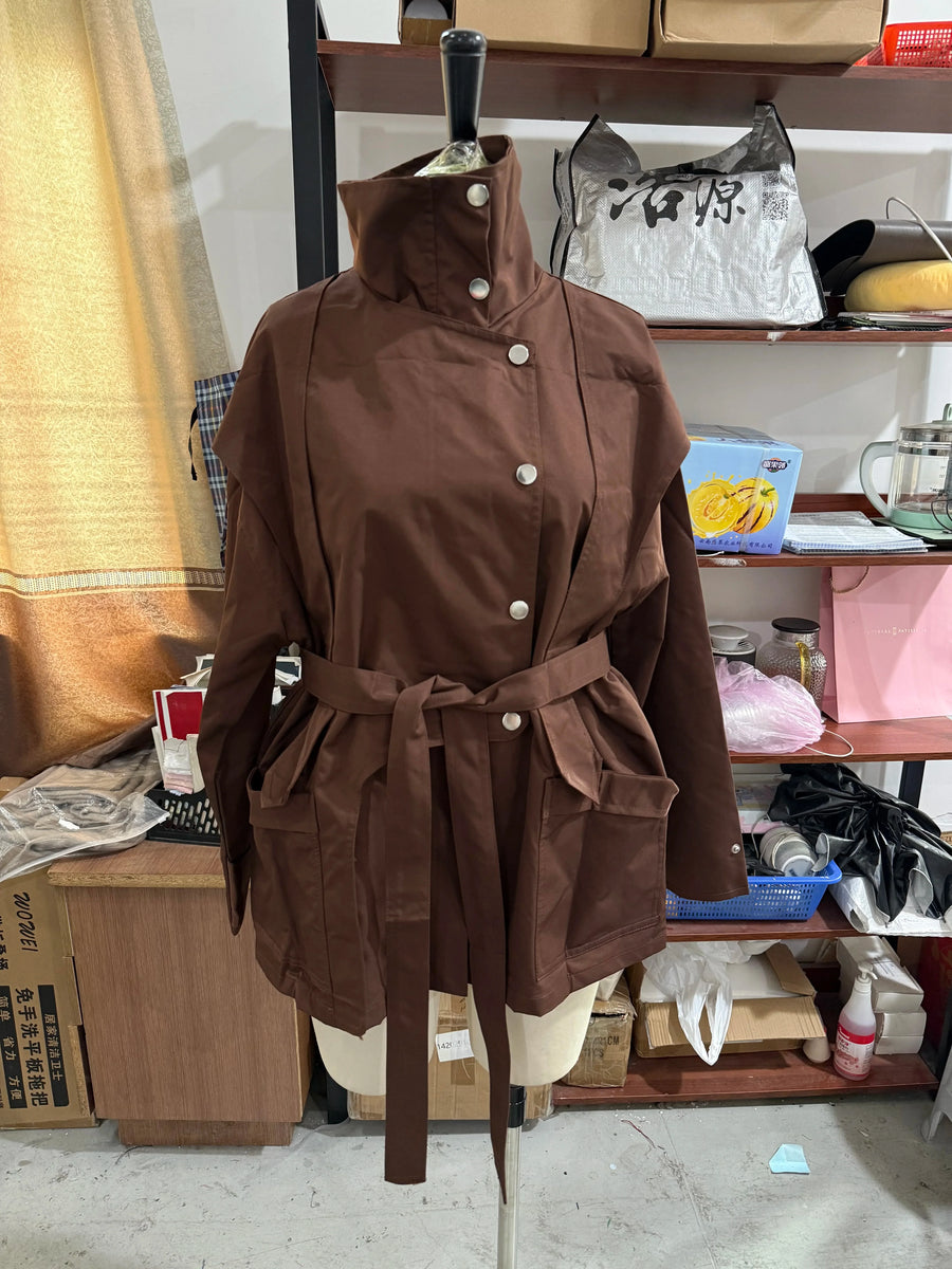 Lässiger mittellanger, taillierter Damen-Trenchcoat mit weitem Schnitt