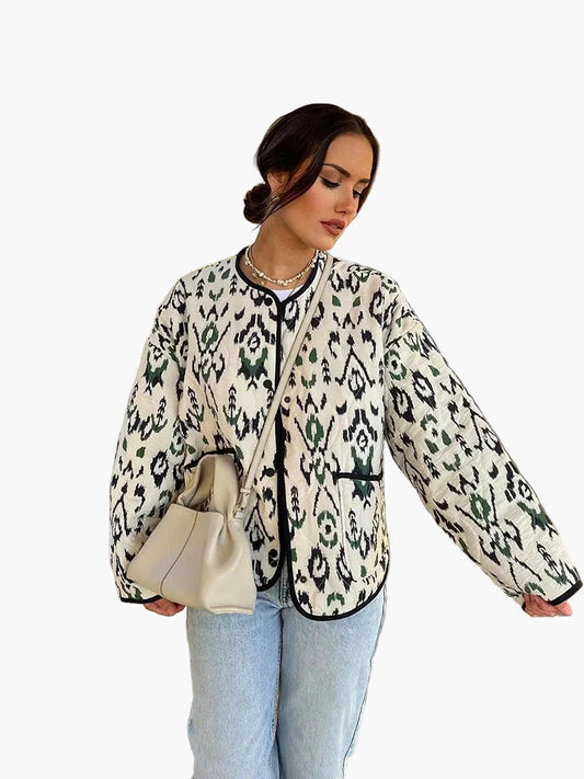 Pikowana kurtka damska w stylu boho chic, casualowa