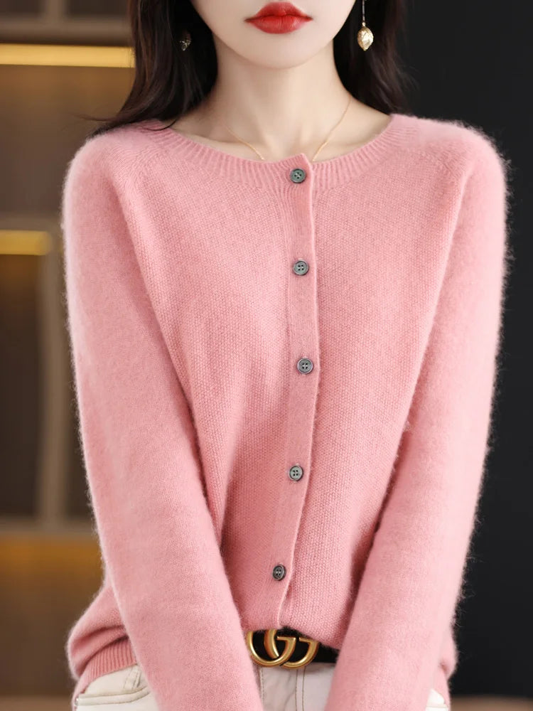 Weicher Damen-Cardigan mit Rundhalsausschnitt, Knöpfen und langen Ärmeln, Grau