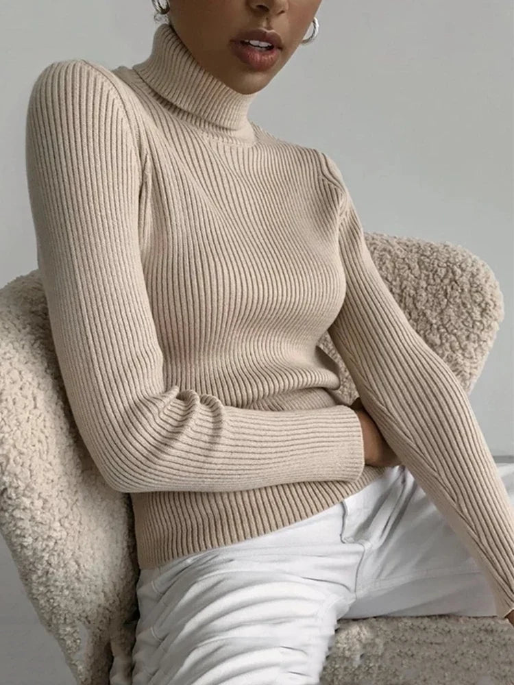 Damen-Rollkragenpullover aus Rippstrick mit langen Ärmeln, einfarbig