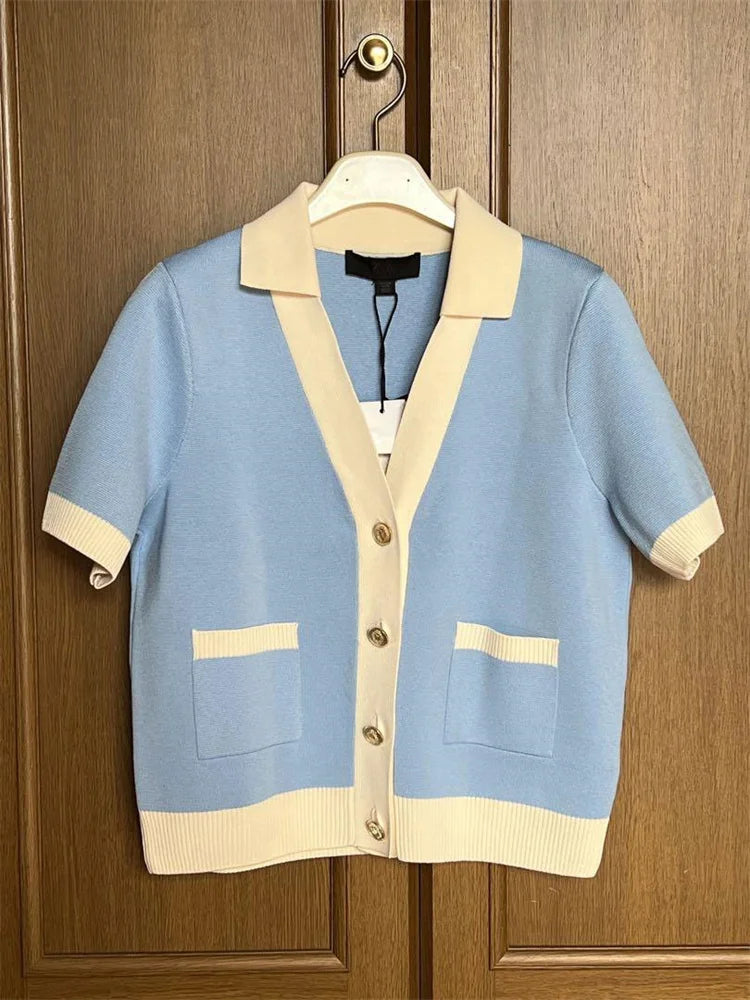 Cardigan corto da donna lavorato a maglia, azzurro cielo, maniche corte, colletto color crema