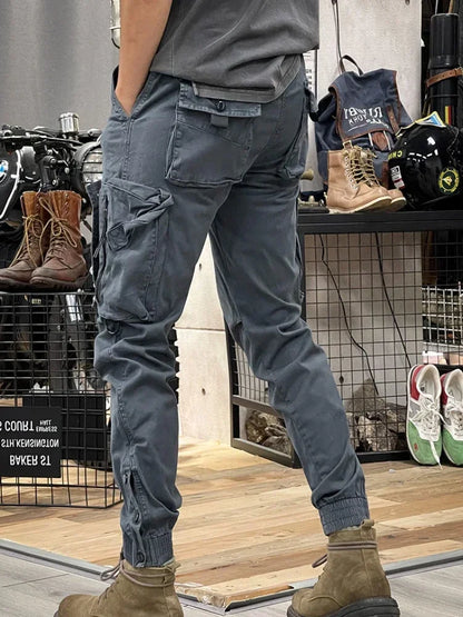 Allan – Slim Cargo-Hose mit vielen Taschen für Herren