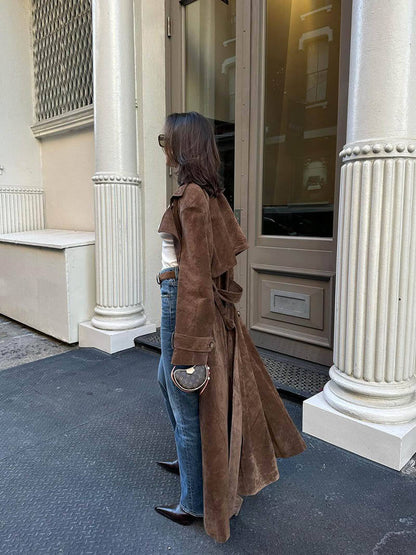 Manteau trench long style urbain pour femme