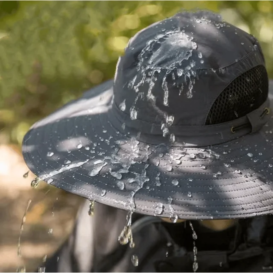 Chapeau de soleil large bord avec ventilateurs solaires intégrés