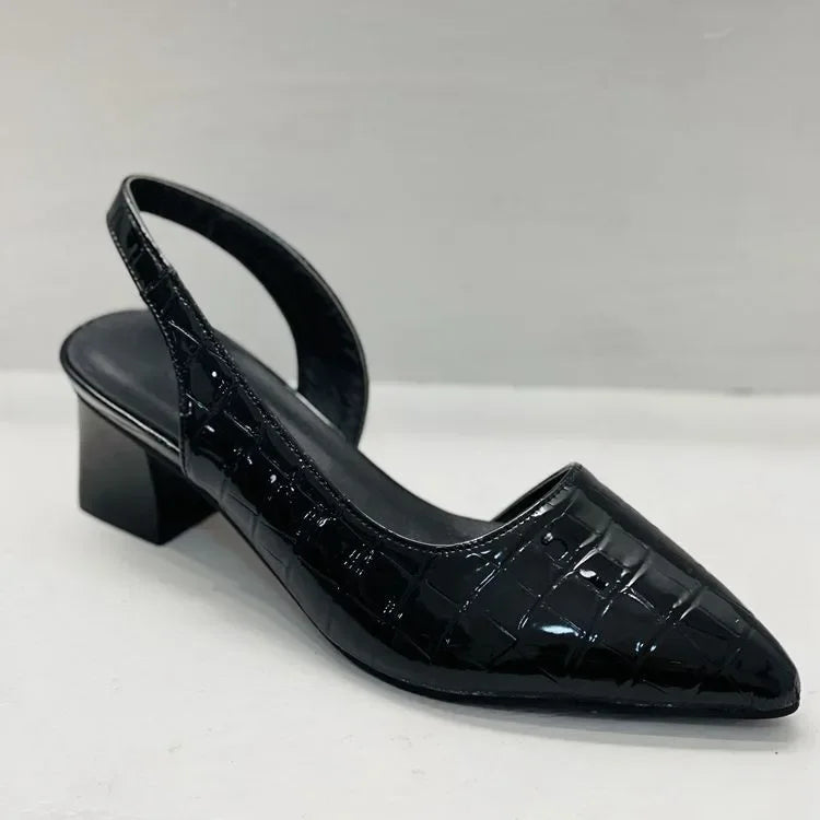 Slingback-pumps med medelhöga spetsiga klackar för dam – urban elegans och daglig komfort