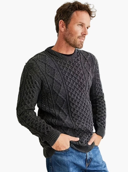 Męski sweter casual z okrągłym, warkoczowym kołnierzem na jesień i zimę