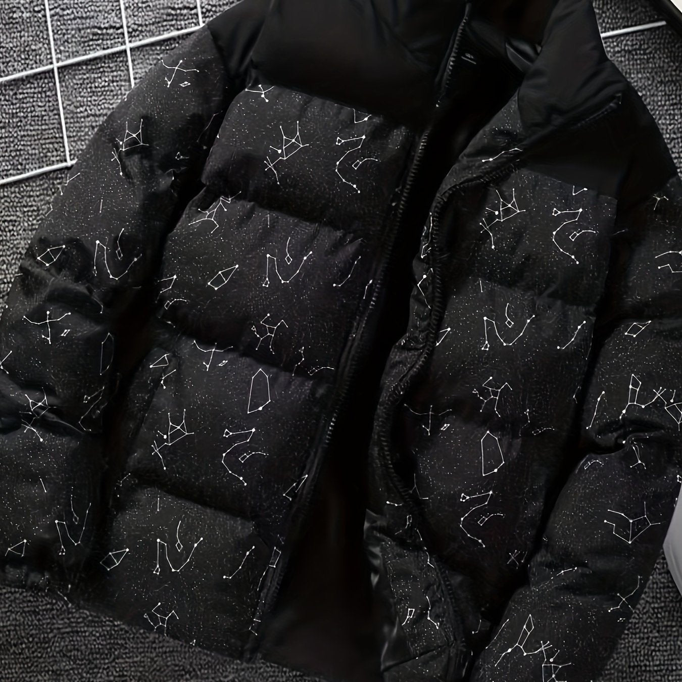 Doudoune matelassée col montant à motif constellation imprimé bicolore pour homme
