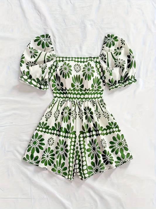 Kort dameheldragt i vintage-stil med puffede ærmer og firkantet hals til sommer og afslappede udflugter