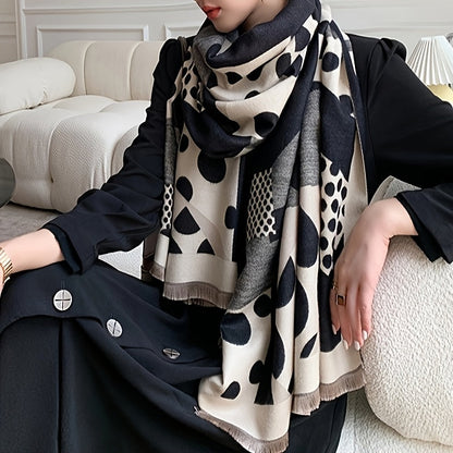 Écharpe Femme à Motifs Géométriques Noirs et Crème avec Franges