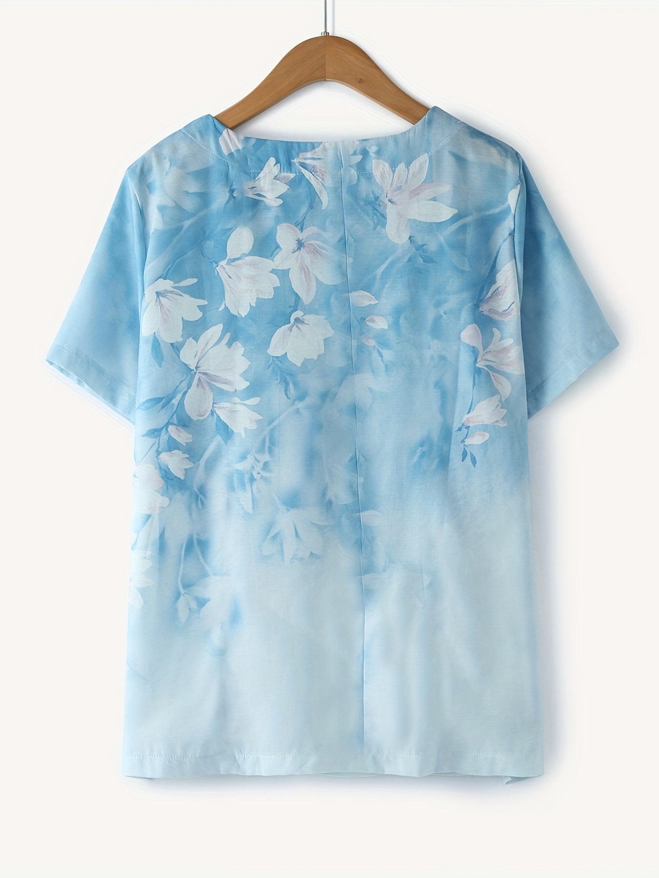 Blouse femme style vintage à fleurs imprimées avec boutons – Élégance décontractée pour l'été