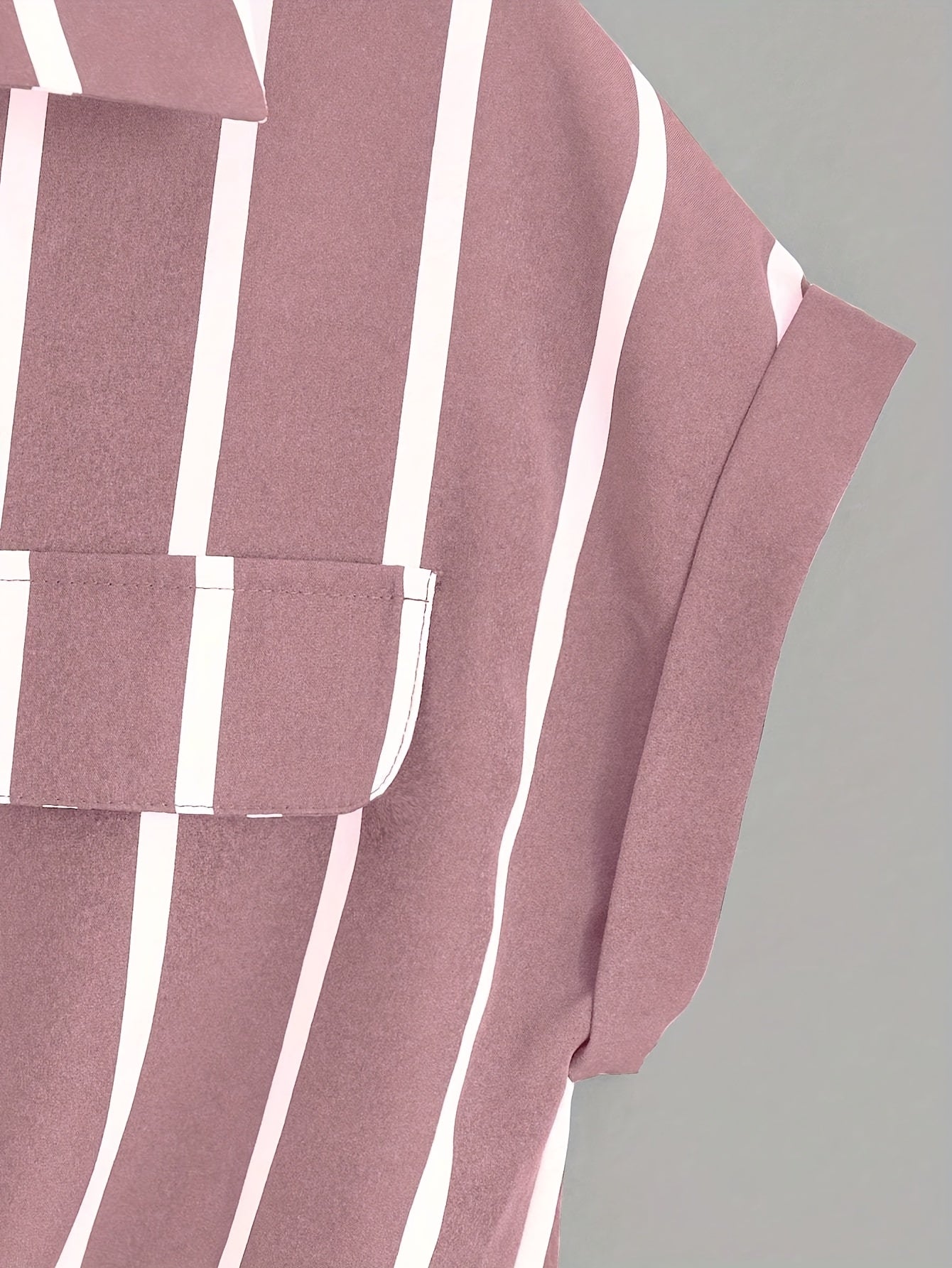 Chemise nouée à rayures style élégant pour femme - idéale pour l'été