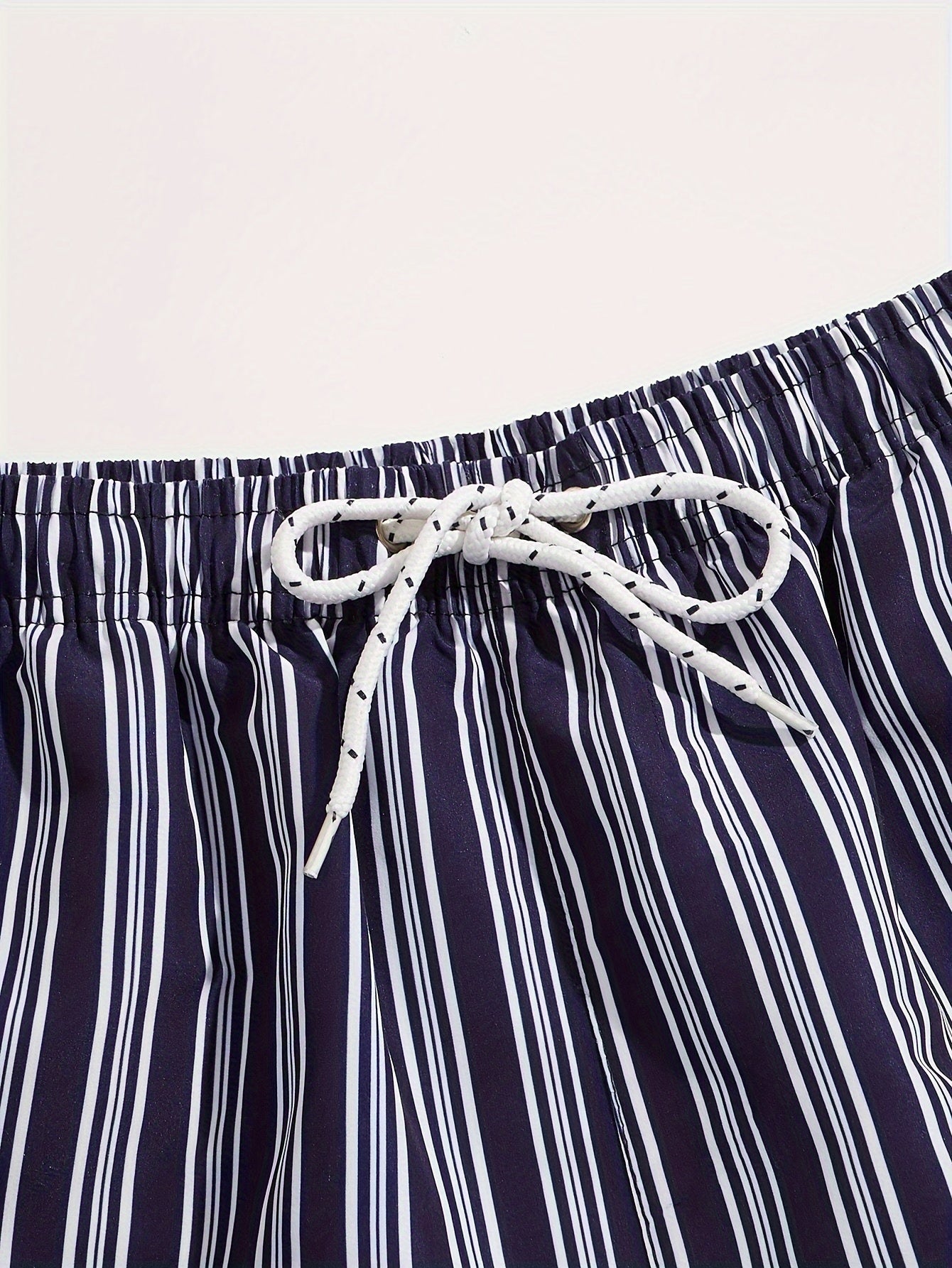 Short de bain homme à rayures style décontracté pour plage et piscine