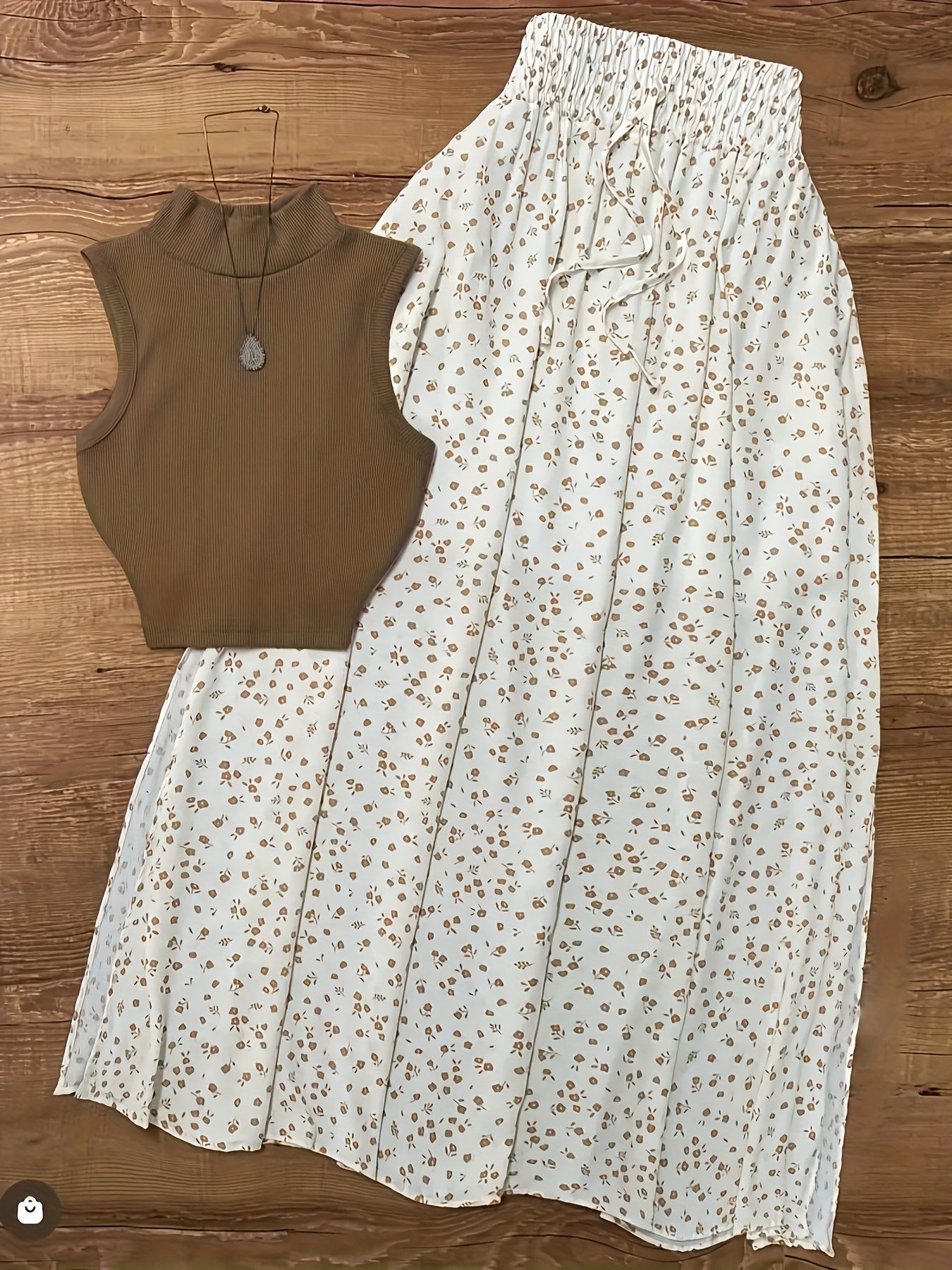 Camiseta sin mangas con cuello alto para mujer, estilo moderno para un look casual o elegante