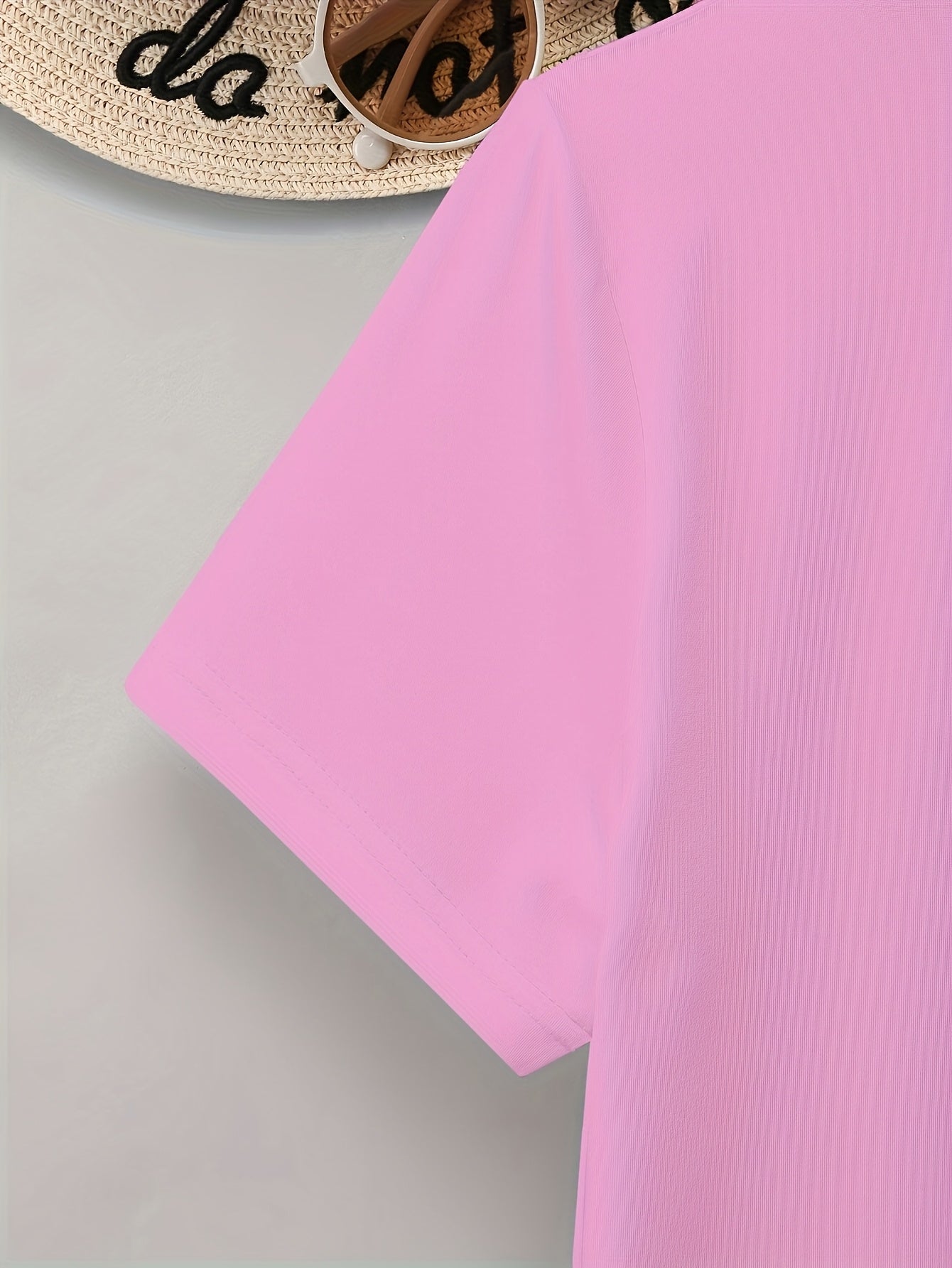 Damen-T-Shirt im lässigen Stil mit glitzernden Herzmotiven, kurze Ärmel, ideal für den Sommer  