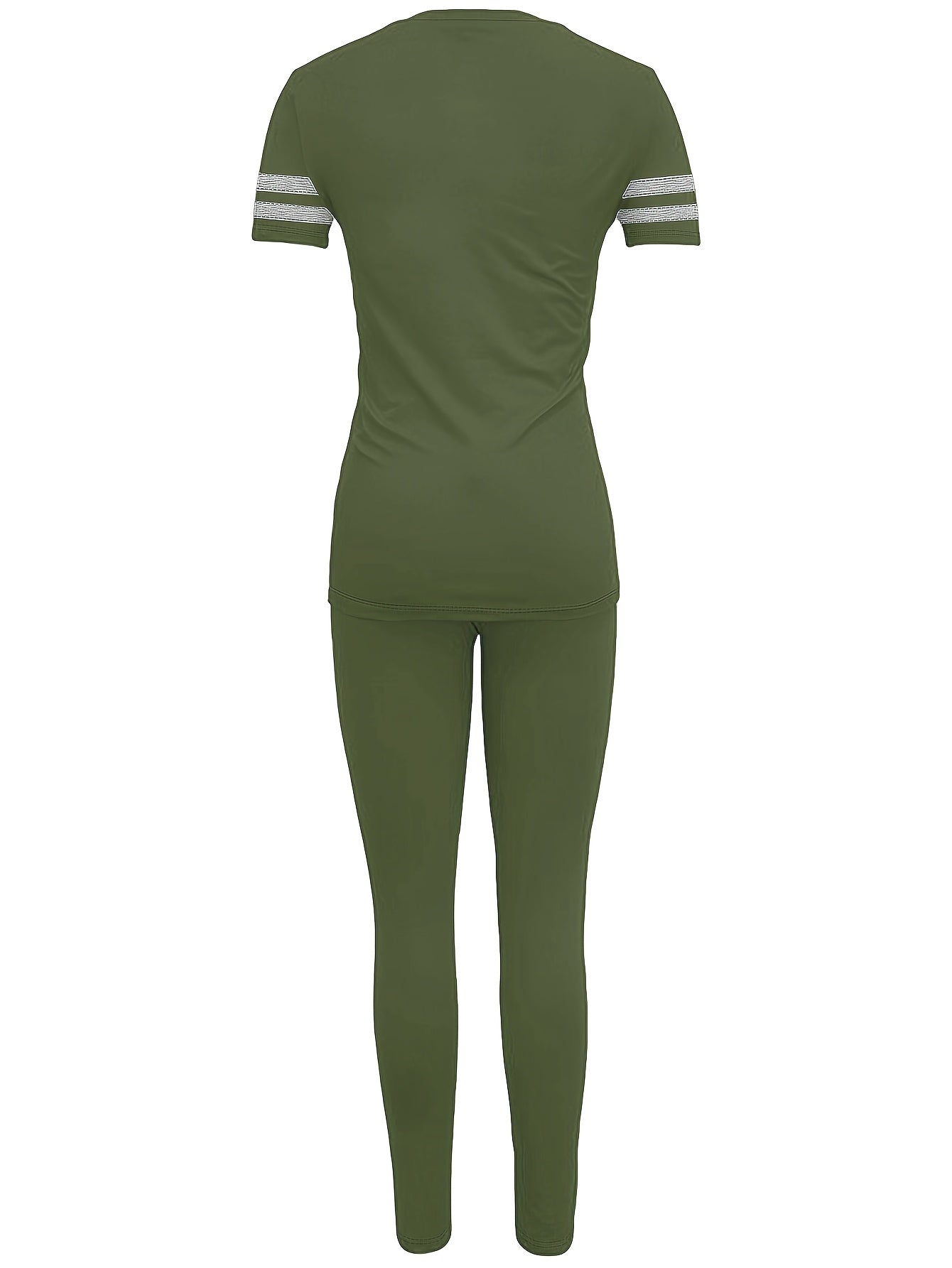 Avslappnat damset med randig t-shirt och leggings – sportig chic vardagsstil