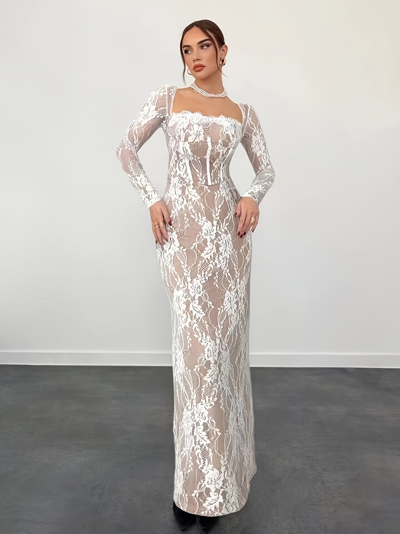 Abito donna elegante aderente stile serata con maniche lunghe e scollo quadrato