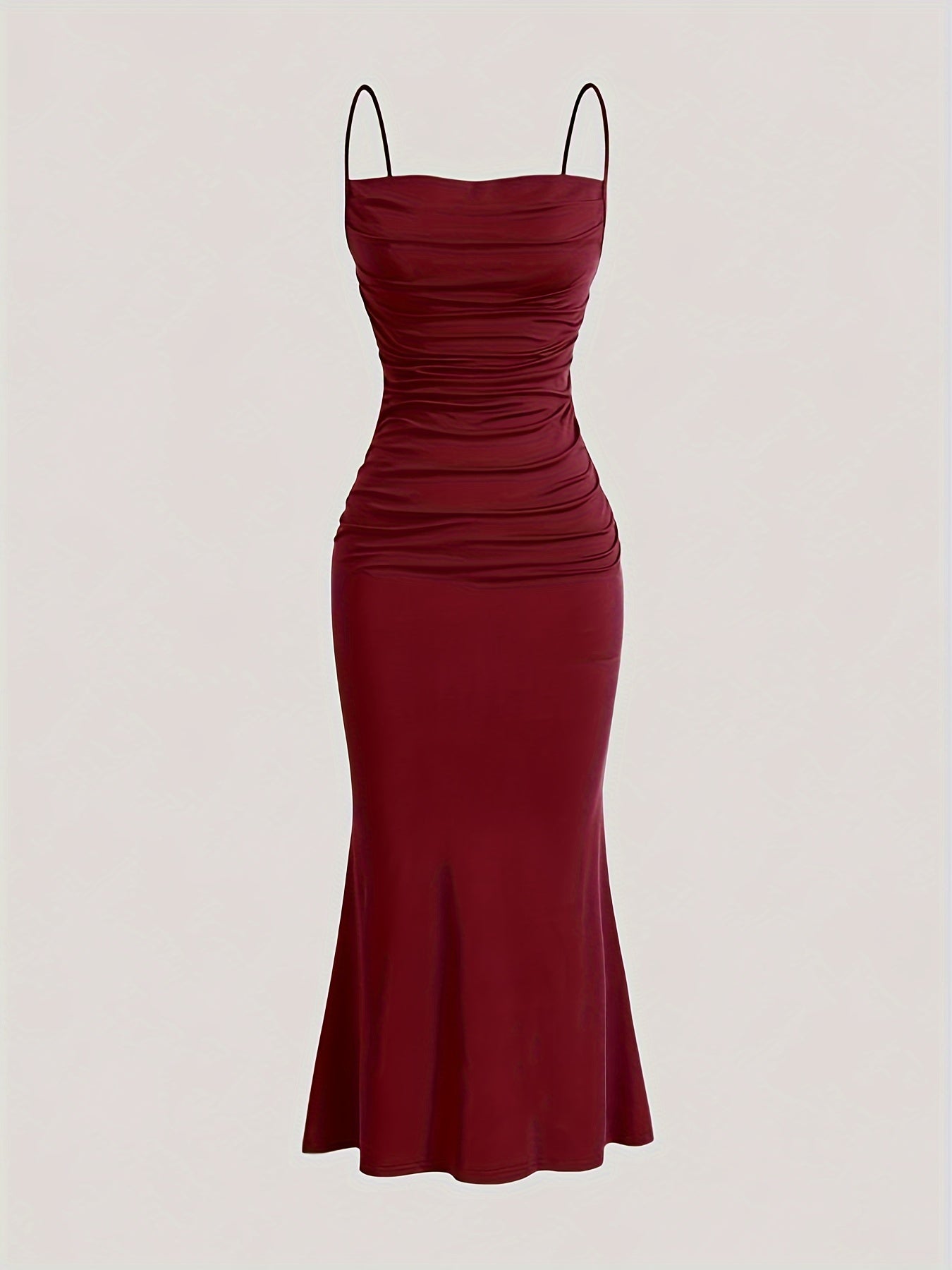 Robe longue de soirée femme à bretelles fines et drapé, silhouette sirène élégante pour événements formels