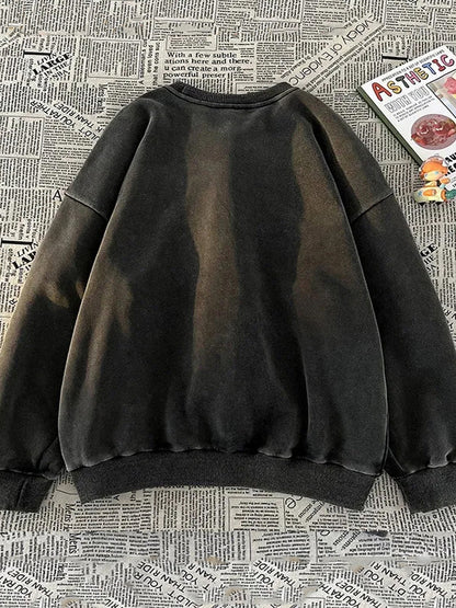 Sweatshirt unisexe gris charbon délavé avec motif chat mangeant des sushis