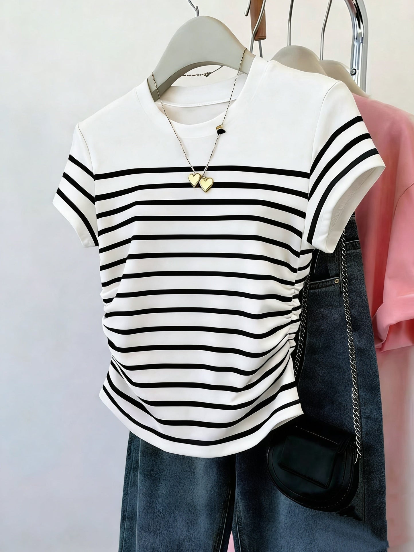 T-shirt pour femme style décontracté à rayures et fronces, manches courtes, col rond, tendance été