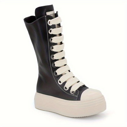 Bottes montantes noires à lacets blancs, style basket, semelle plateforme