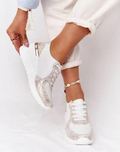 Baskets compensées mode femme à lacets pour look urbain et confort quotidien