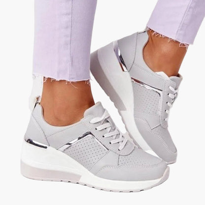 Baskets compensées mode femme à lacets pour look urbain et confort quotidien