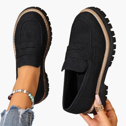 Afslappede damesko i penny loafer-stil med tyk sål