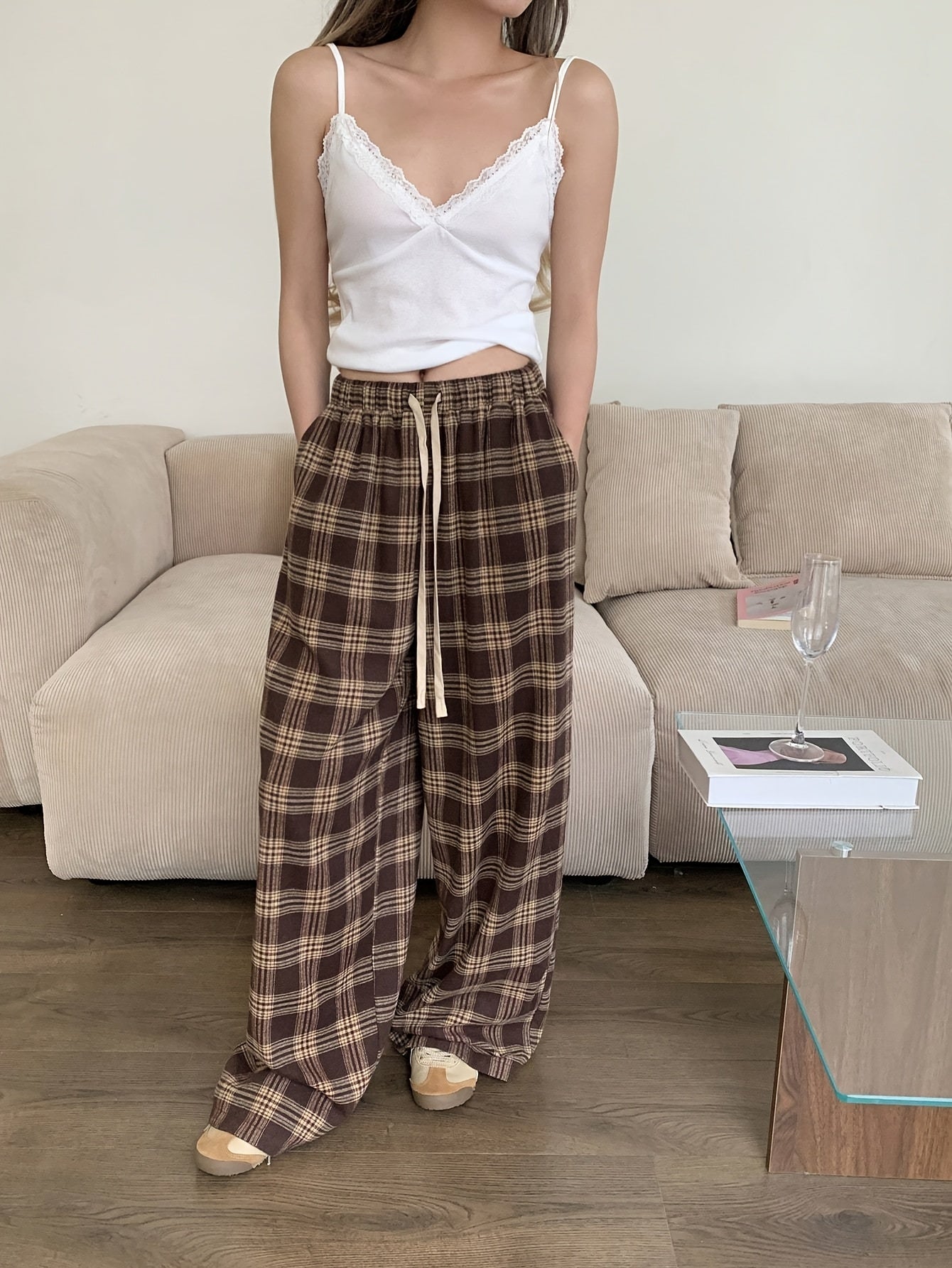 Pantalon de Pyjama Femme Carreaux Marron et Beige Ample avec Cordon